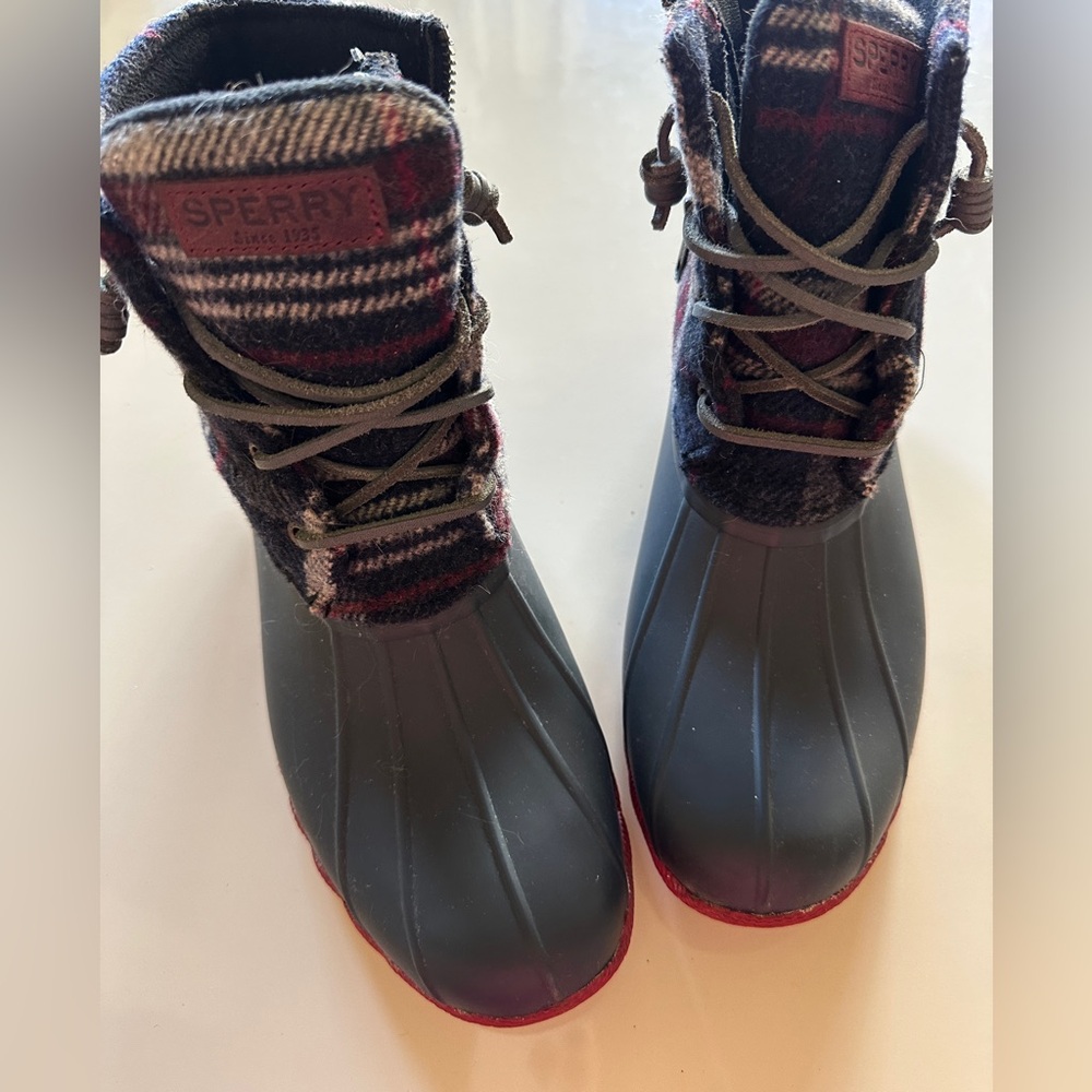 Sperry Black and Red Plaid Boots